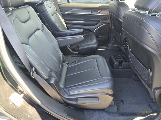 Used 2022 Jeep Grand Cherokee L Limited image 14