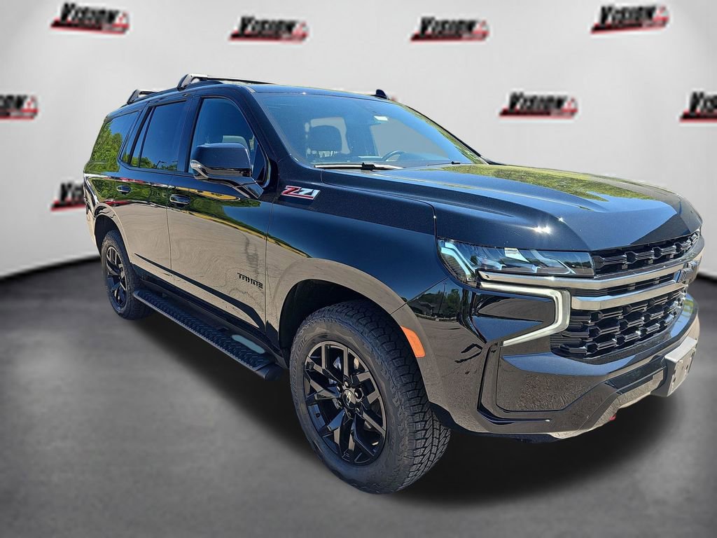 Used 2022 Chevrolet Tahoe Z71 w/ Luxury Package AWD/4WD image 47