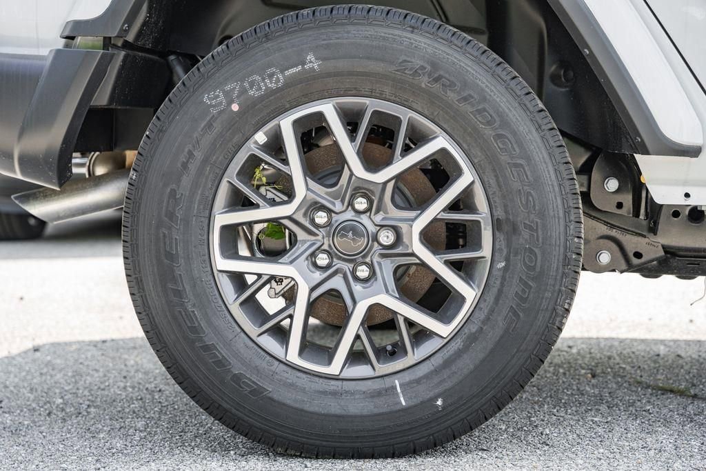 New 2025 Jeep Wrangler Sahara w/ Technology Group image 20