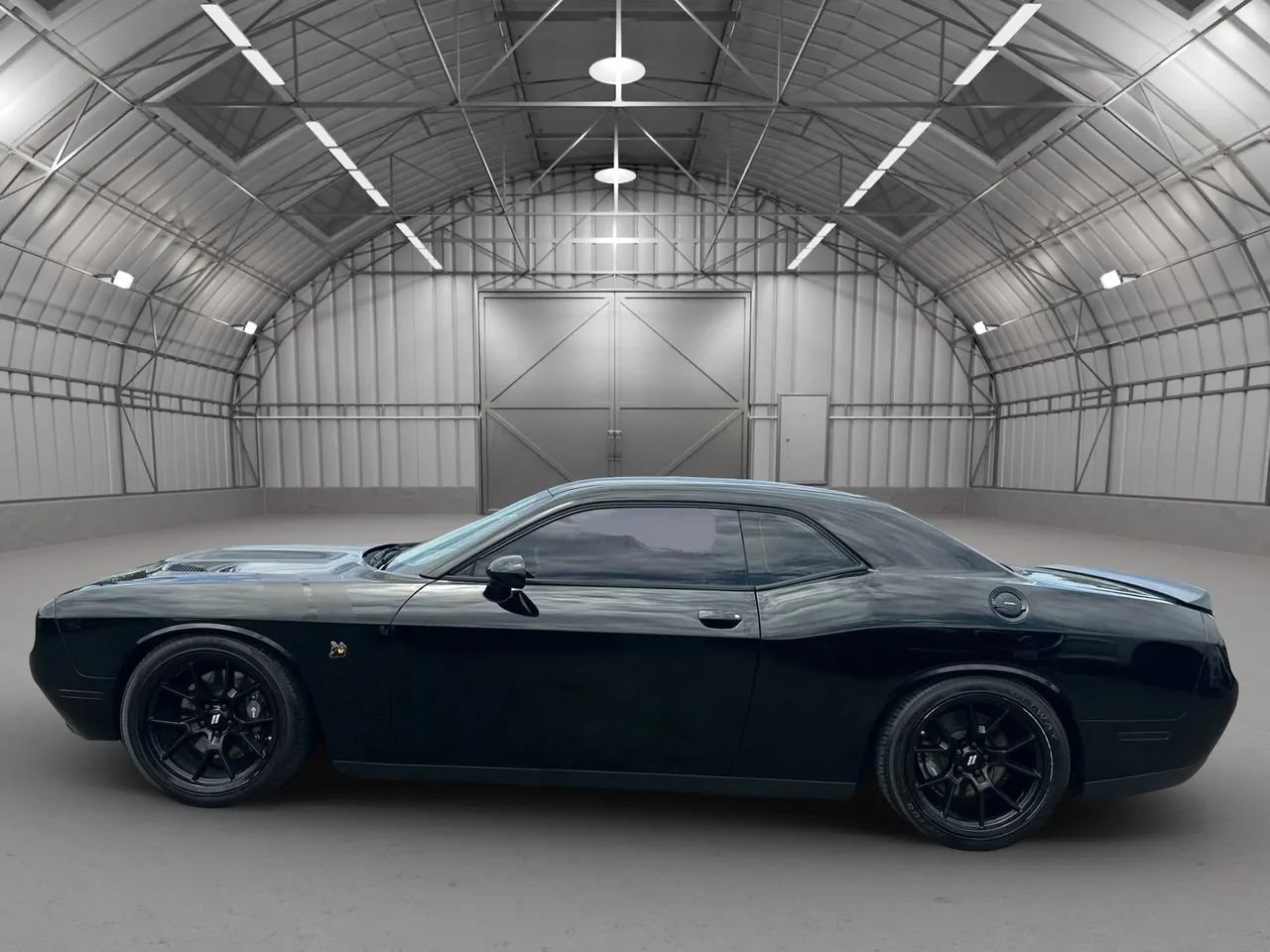 Used 2015 Dodge Challenger R/T Scat Pack w/ Leather Interior Group RWD image 2