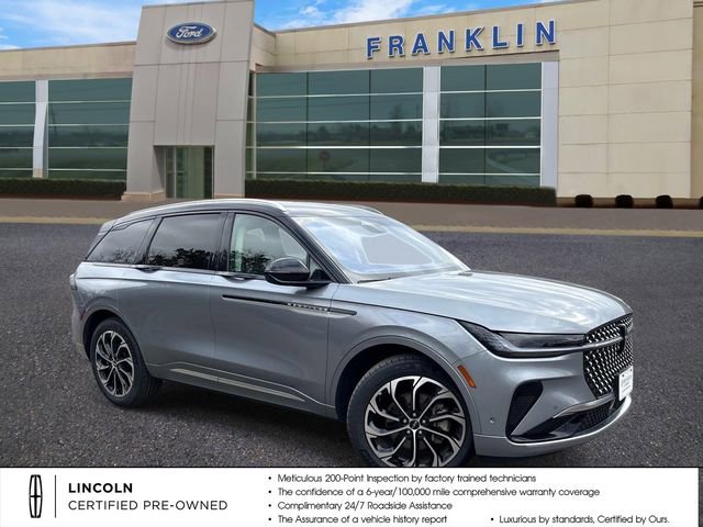 Used 2024 Lincoln Nautilus Reserve image 1