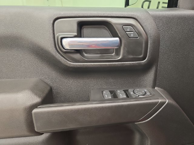 Used 2025 Chevrolet Silverado 1500 Custom Trail Boss AWD/4WD image 32