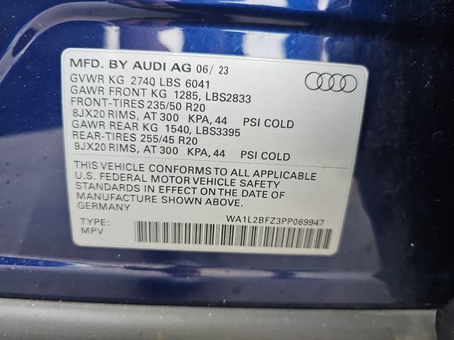 Used 2023 Audi Q4 e-tron Premium Plus w/ Premium Plus AWD/4WD image 29