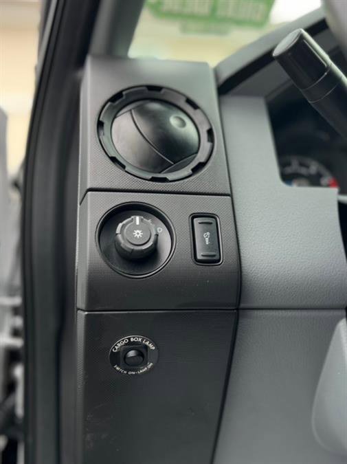 Used 2019 Ford F750 2WD Regular Cab Super Duty image 12