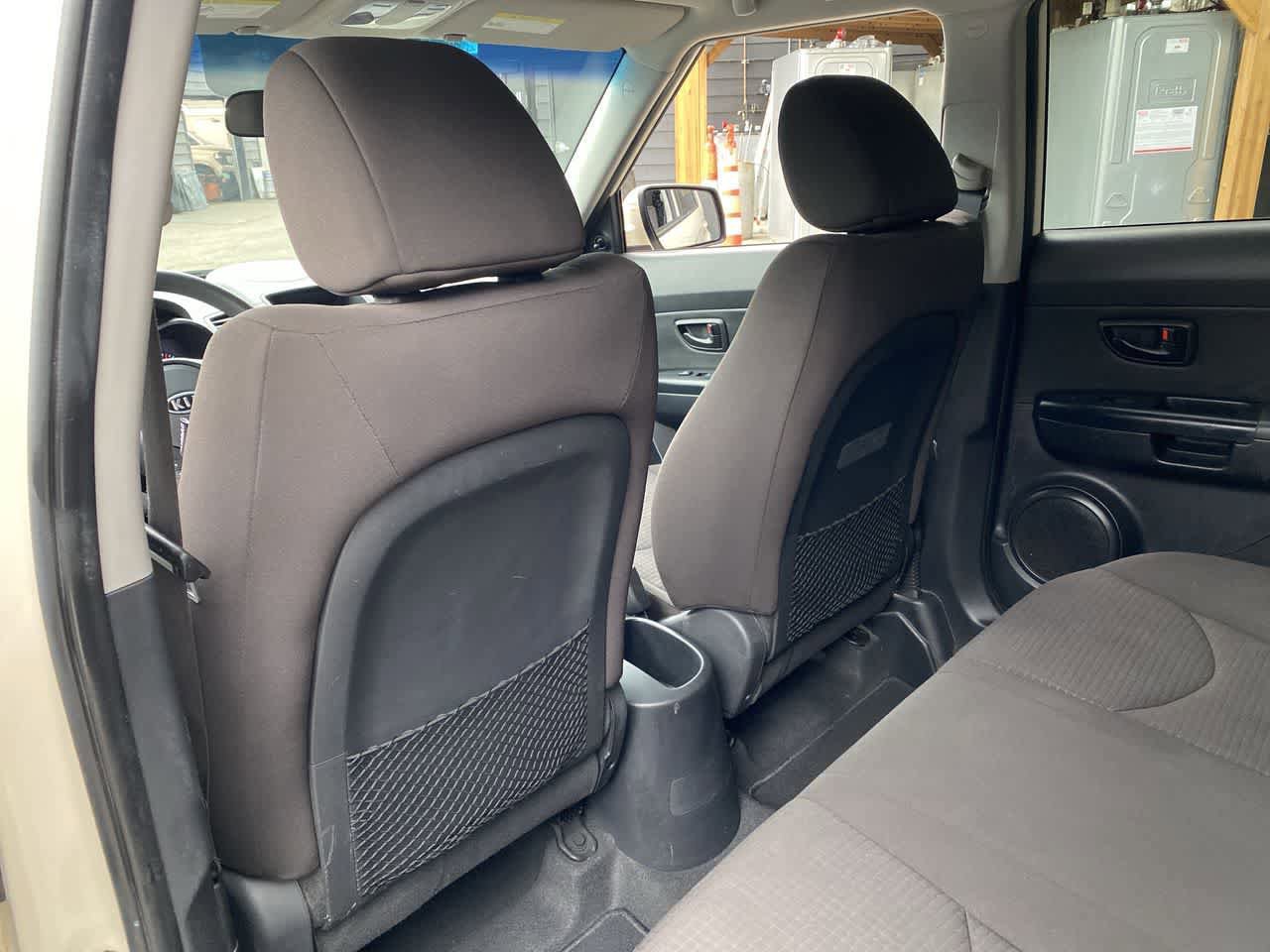 Used 2012 Kia Soul FWD image 16