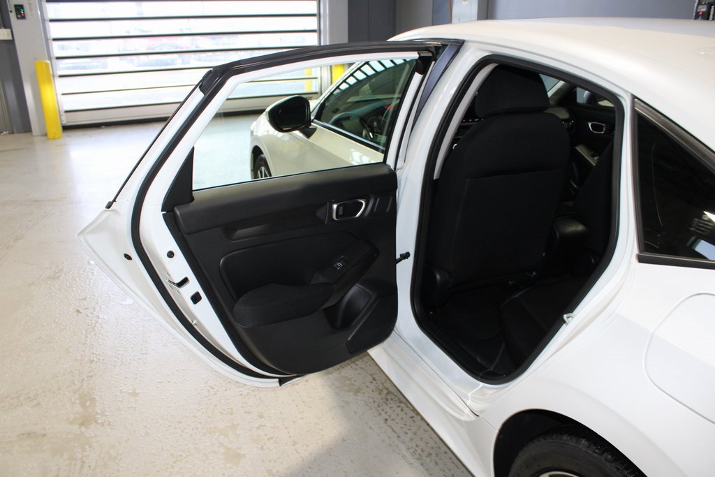 Used 2022 Honda Civic EX image 17