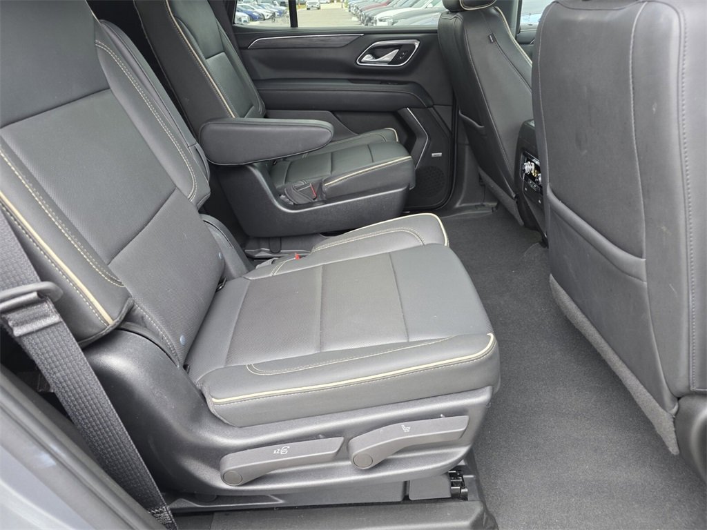 Used 2022 GMC Yukon SLT image 13