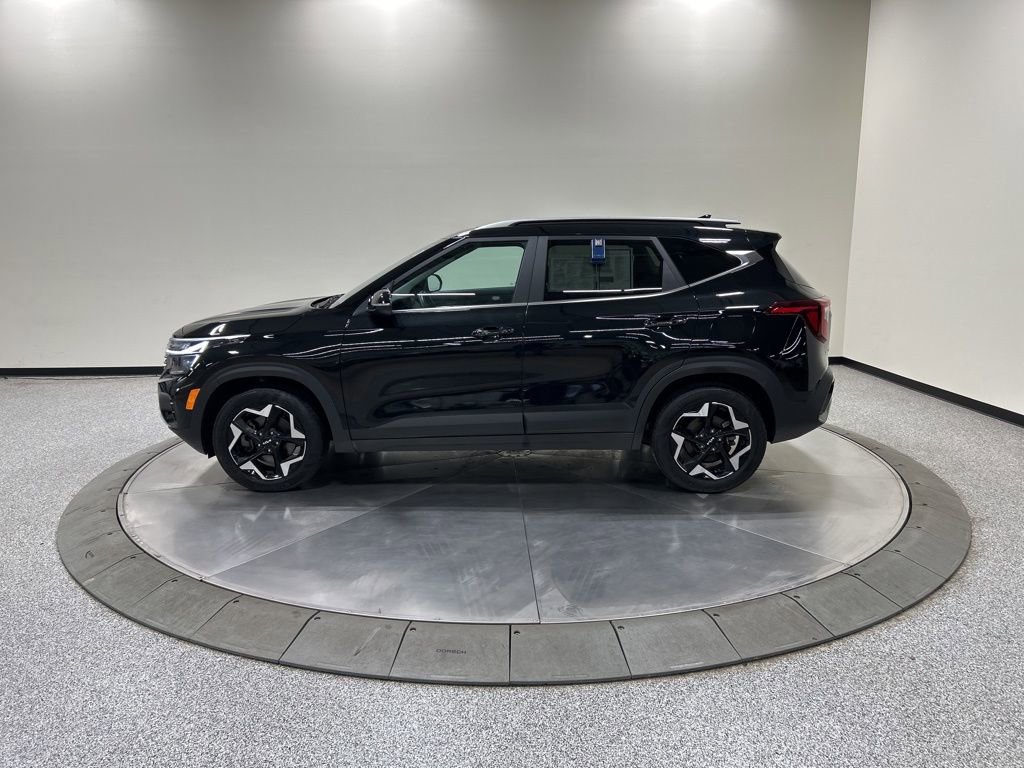 Used 2024 Kia Seltos EX AWD/4WD image 10