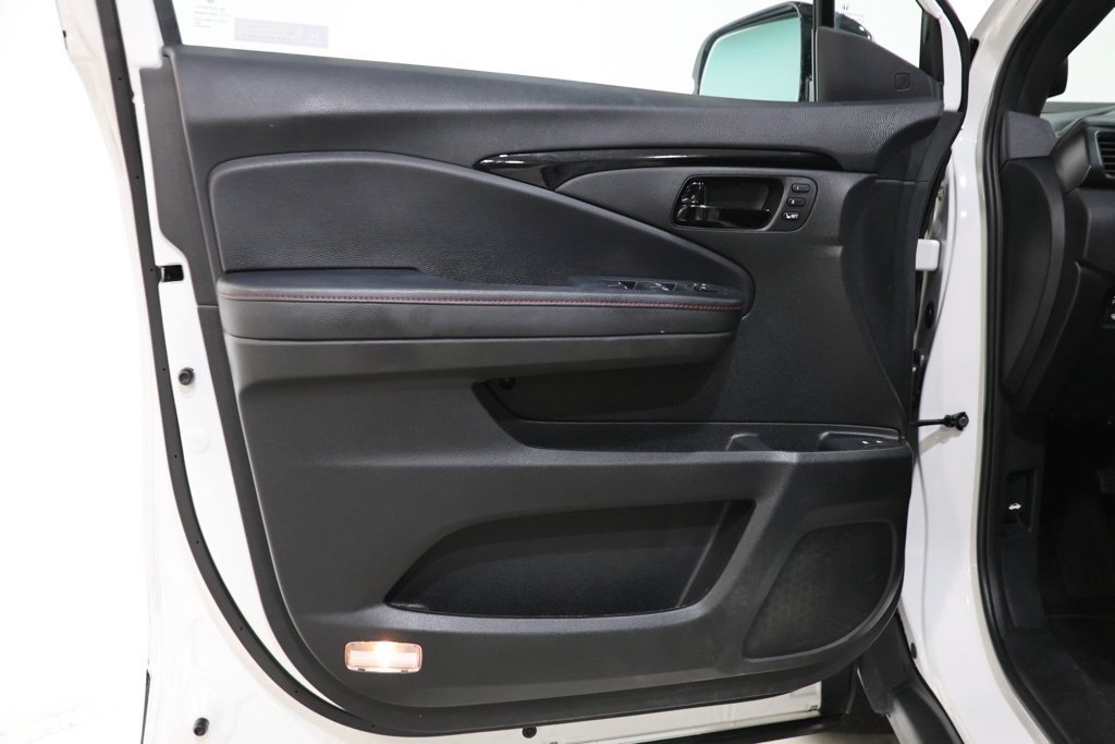 Used 2024 Honda Passport Black Edition image 20