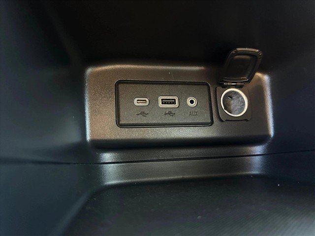 Used 2024 Chevrolet Equinox LT AWD/4WD image 13