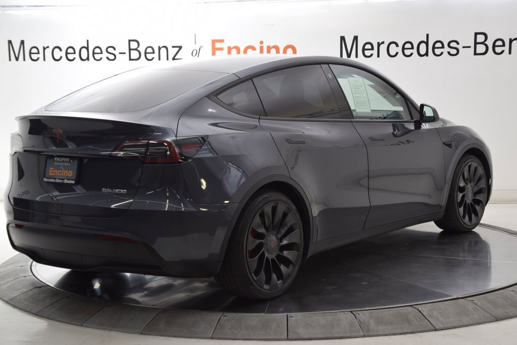 Used 2022 Tesla Model Y Performance image 6