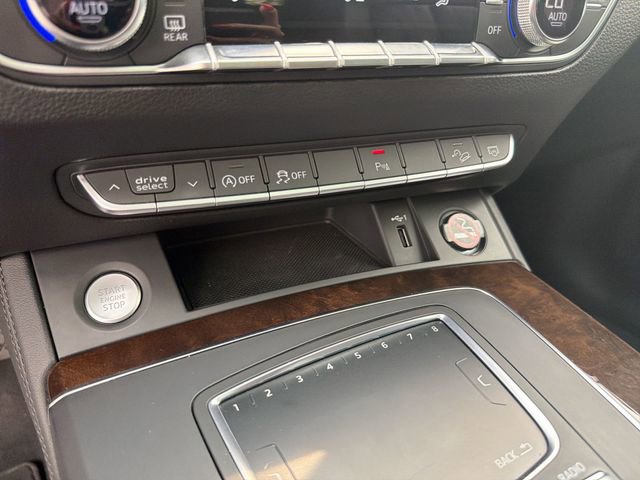 Used 2019 Audi Q5 2.0T Premium Plus w/ Premium Plus Package AWD/4WD image 28
