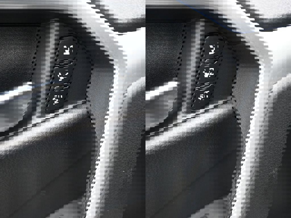 New 2025 Toyota RAV4 XLE Premium w/ Weather Package image 20