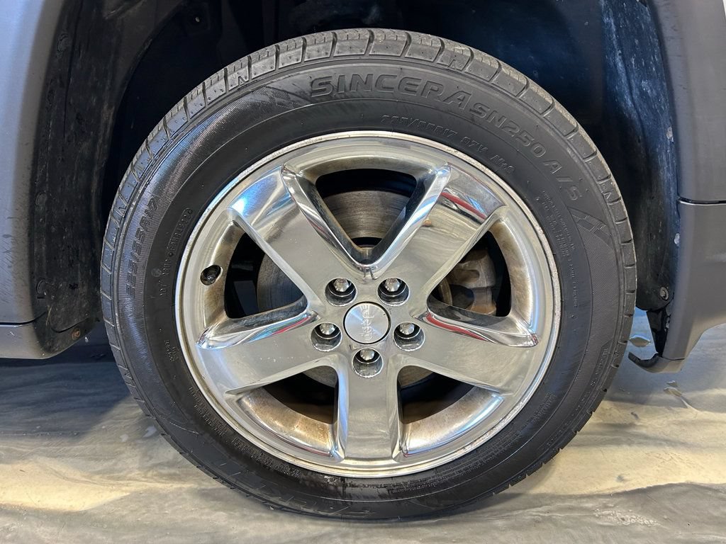 Used 2017 Jeep Compass Sport FWD image 17