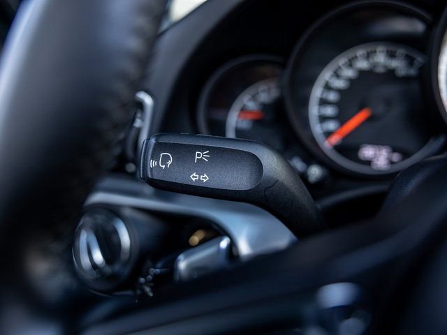 Certified 2017 Porsche 911 Turbo image 36