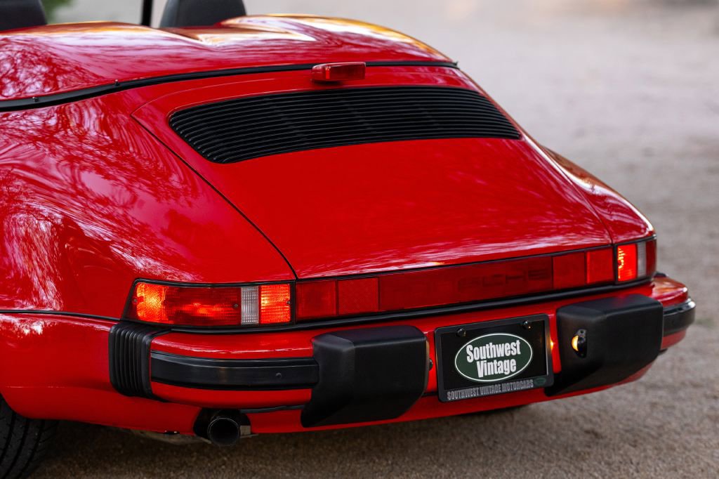 Used 1989 Porsche 911 Carrera image 3