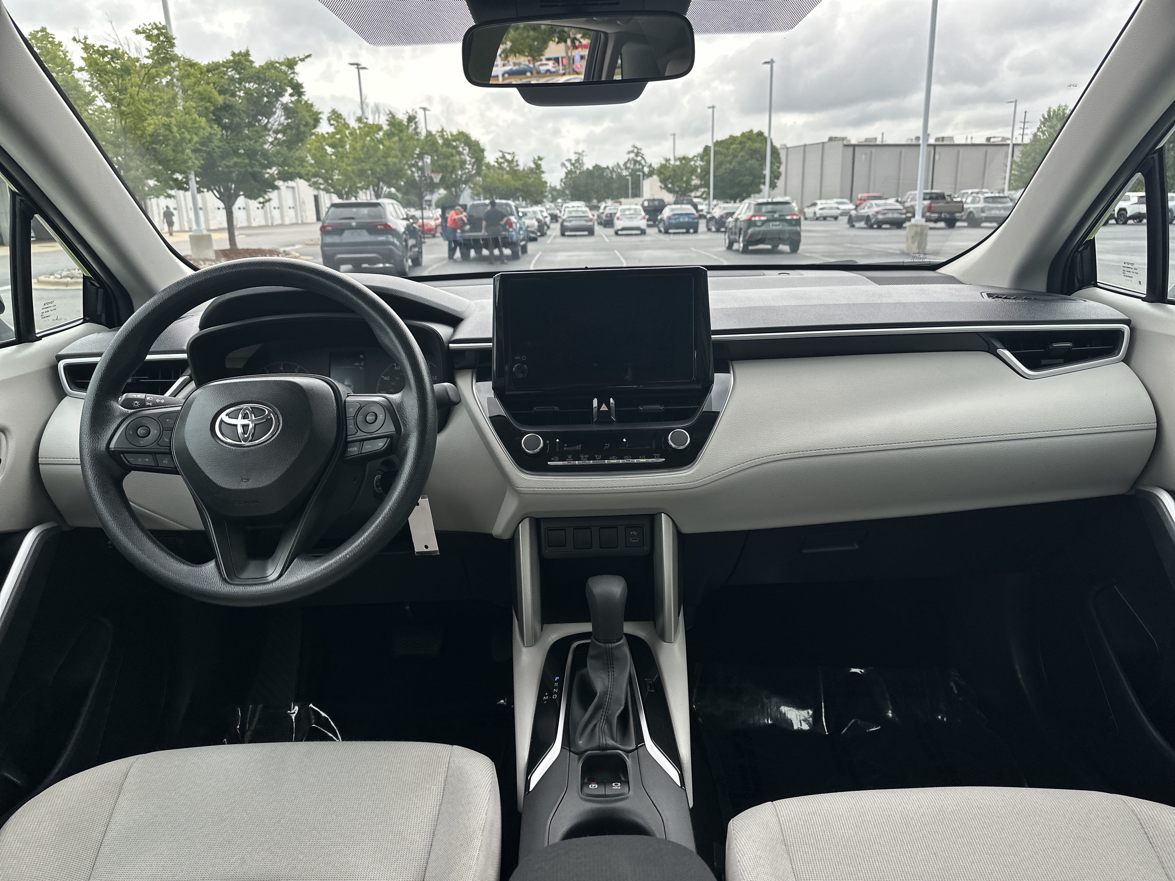 Certified 2025 Toyota Corolla Cross L FWD image 29