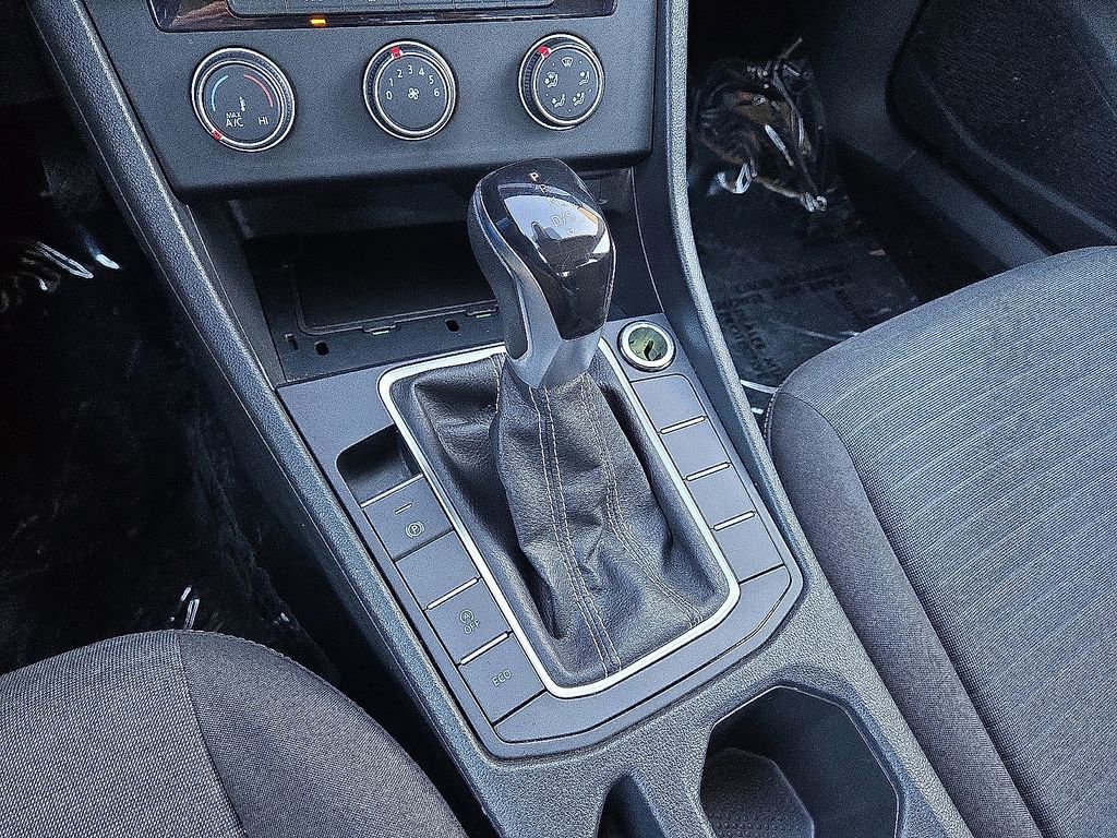 Used 2024 Volkswagen Jetta S image 29