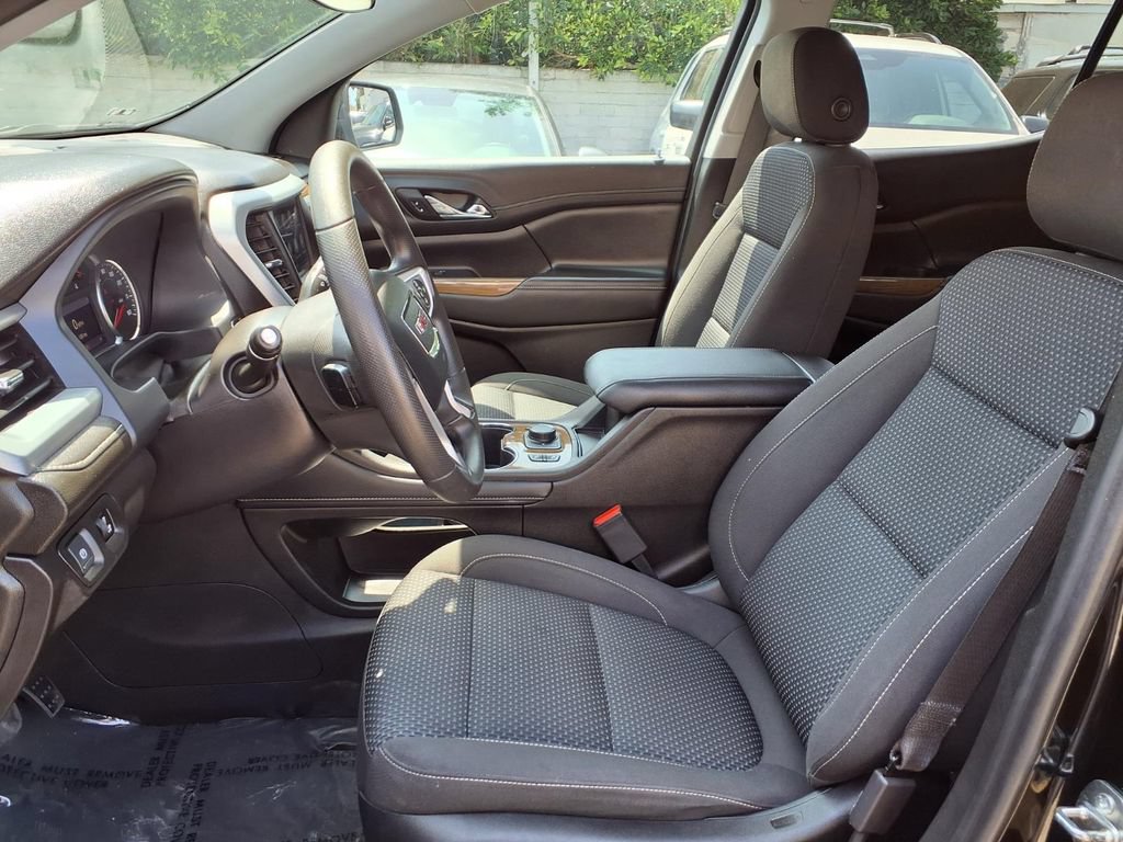 Certified 2023 GMC Acadia SLE w/ Driver Convenience Package FWD image 16