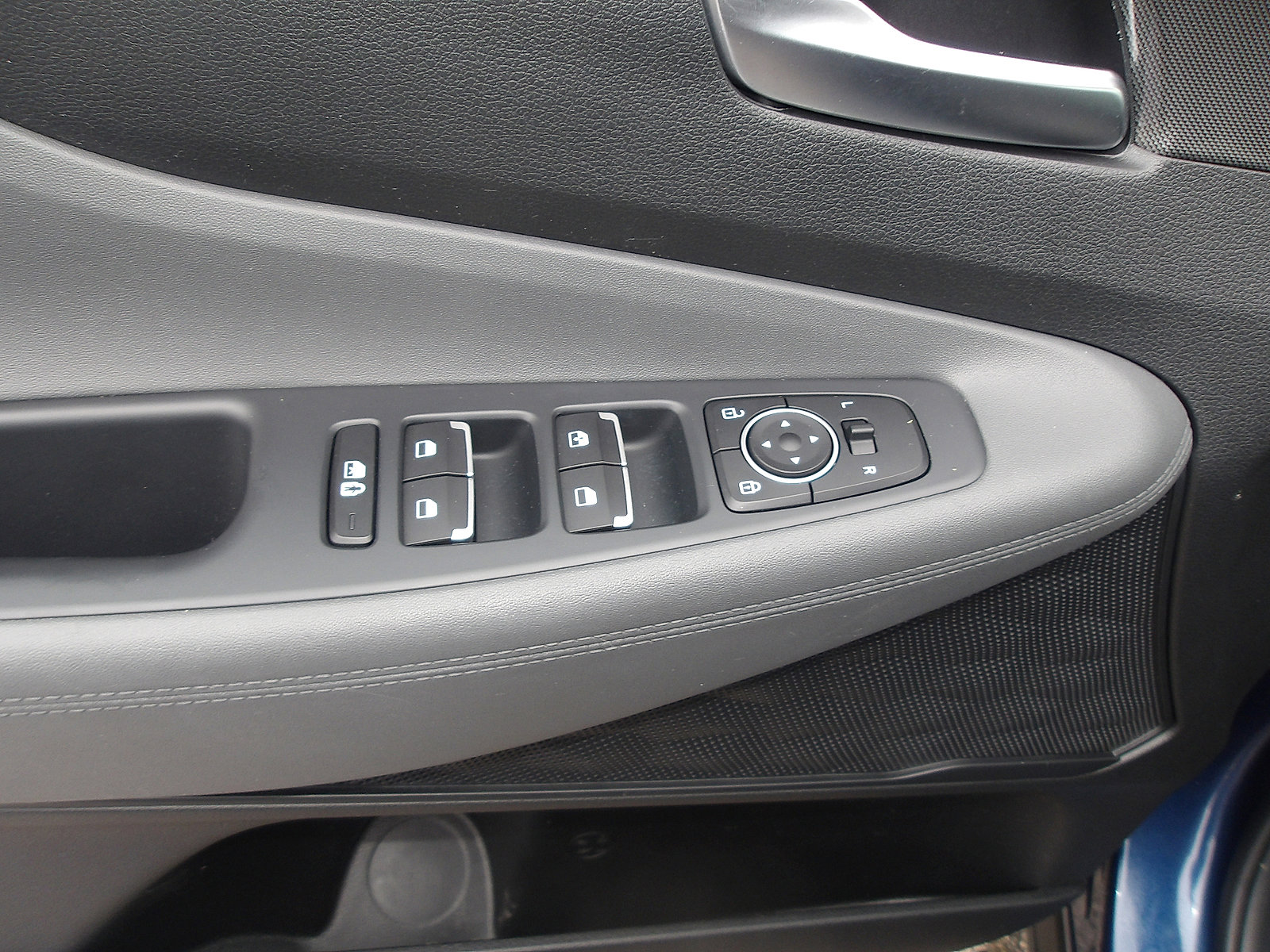 Certified 2023 Hyundai Santa Fe SE image 15