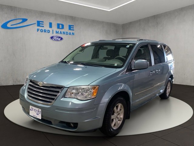 Used 2010 Chrysler Town & Country Touring w/ Heated Seat Group image 5