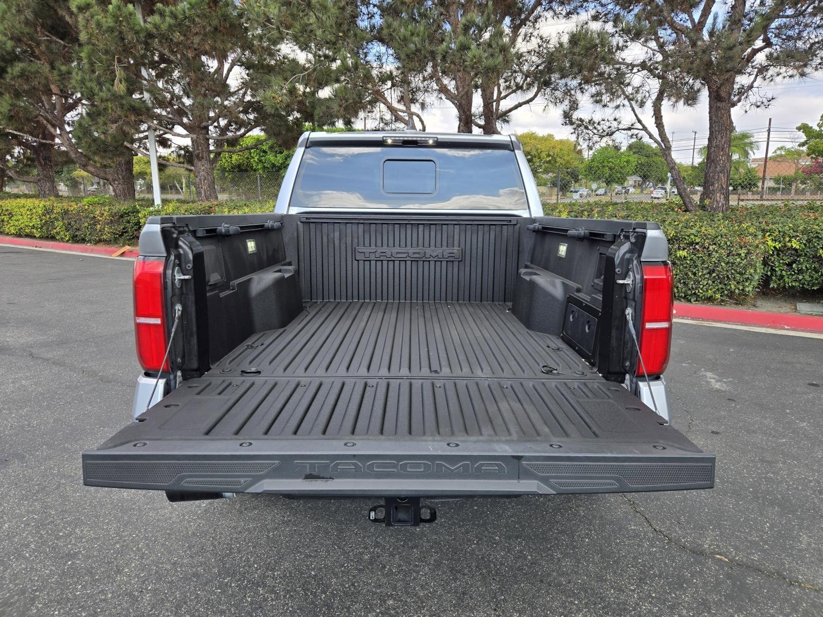 Used 2024 Toyota Tacoma TRD Sport image 28