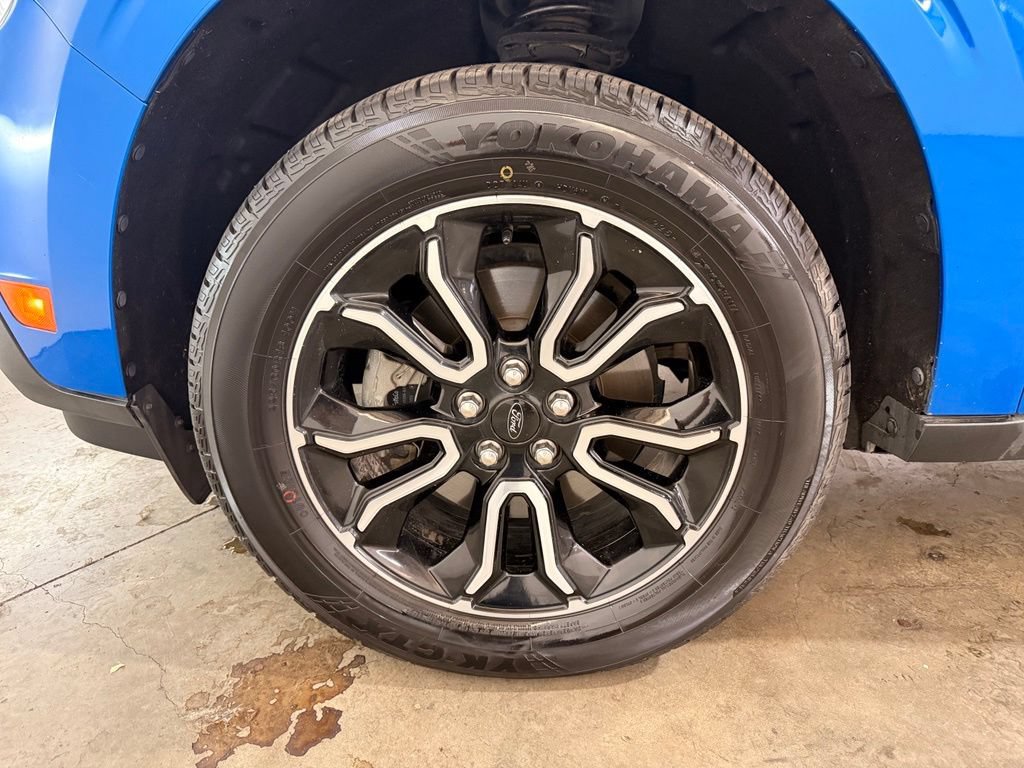 Used 2022 Ford Maverick Lariat w/ Lariat Luxury Package FWD image 14
