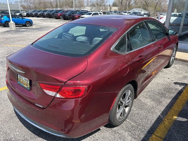 Used 2015 Chrysler 200 Limited FWD image 12