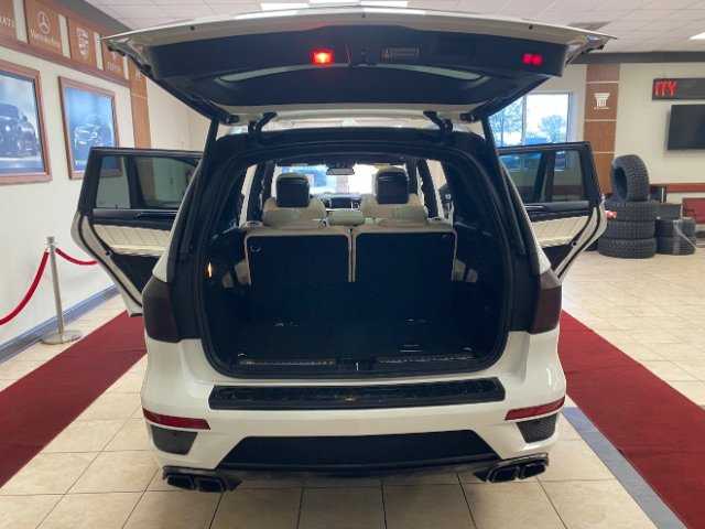 Used 2014 Mercedes-Benz GL 63 AMG 4MATIC image 19