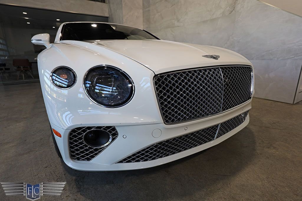 Used 2020 Bentley Continental GT V8 image 9
