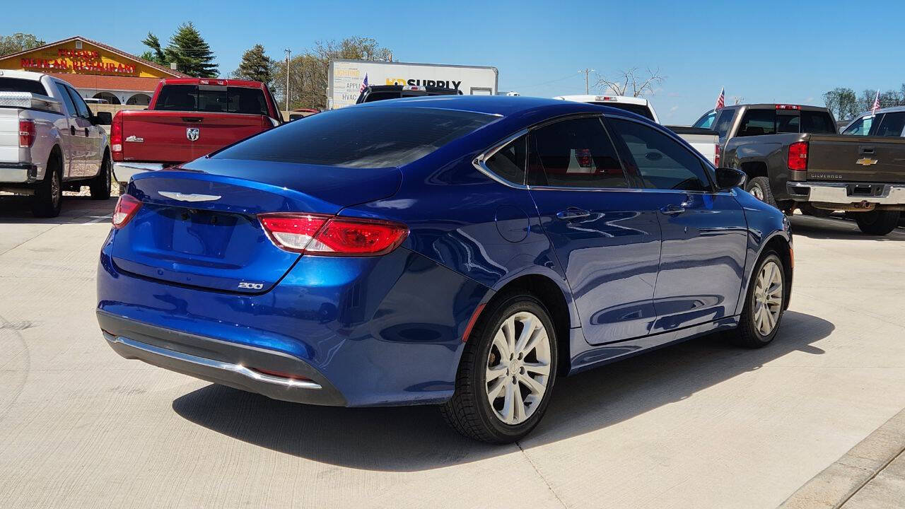 Used 2016 Chrysler 200 Limited FWD image 6