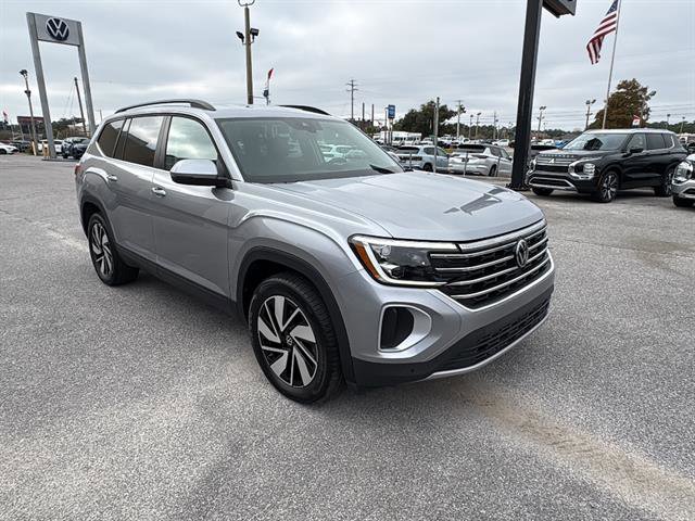 Certified 2025 Volkswagen Atlas SE image 8