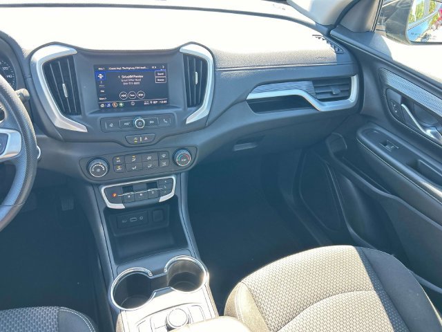 Used 2024 GMC Terrain SLE FWD image 14