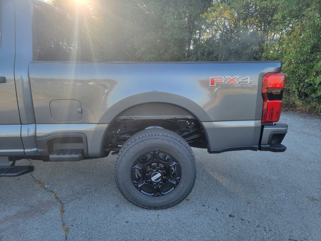 New 2026 Ford F250 XL image 6