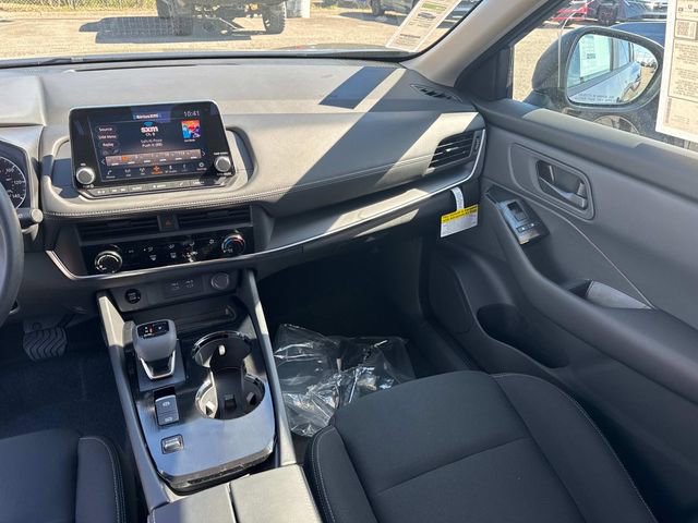 New 2026 Nissan Rogue S image 18