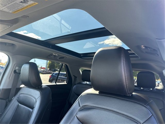 Certified 2022 Ford Explorer XLT w/ Equipment Group 202A image 29