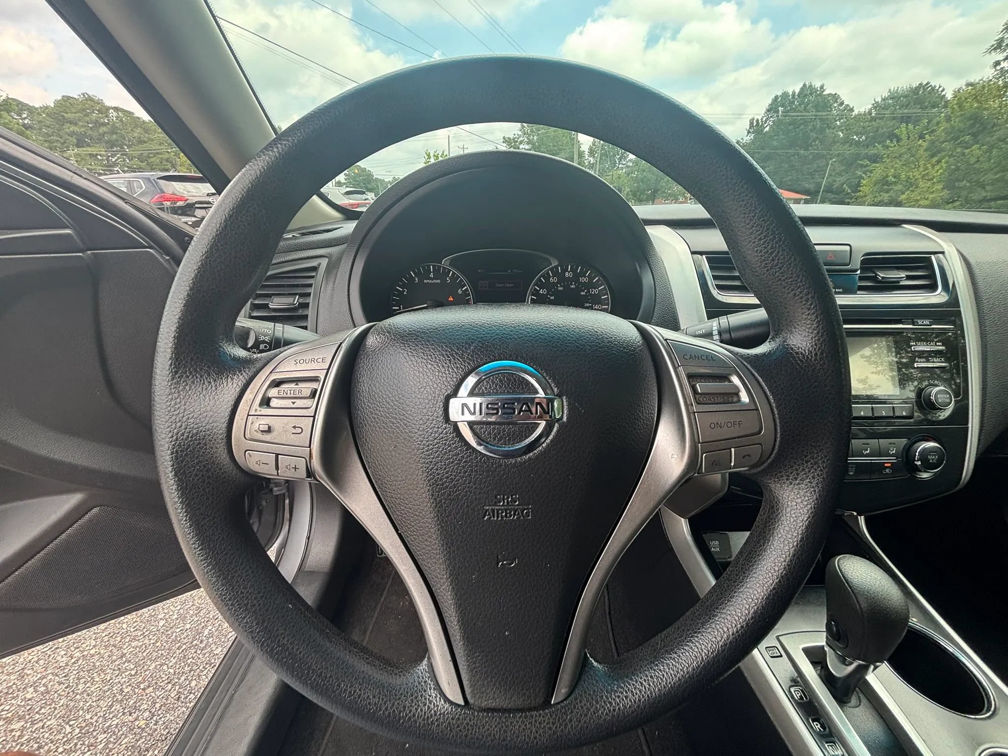 Used 2015 Nissan Altima 2.5 S w/ Power Driver Seat Package FWD image 14