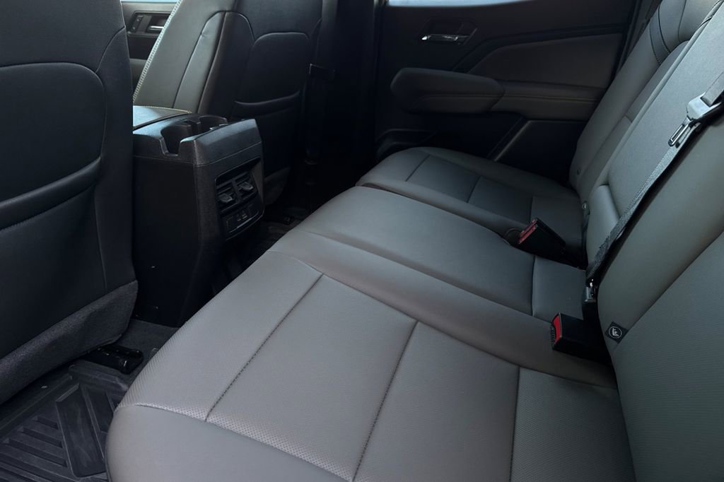 Certified 2024 Chevrolet Colorado ZR2 w/ ZR2 Bison Edition image 13