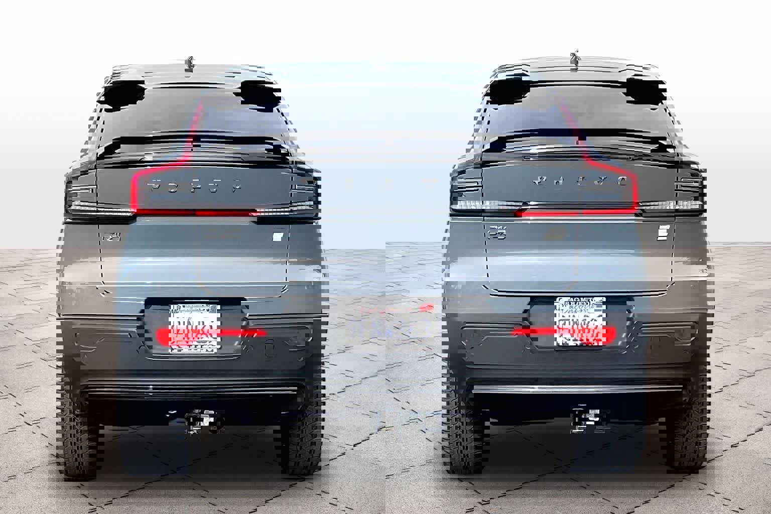 Used 2023 Volvo C40 P8 Recharge Plus w/ Climate Package image 7