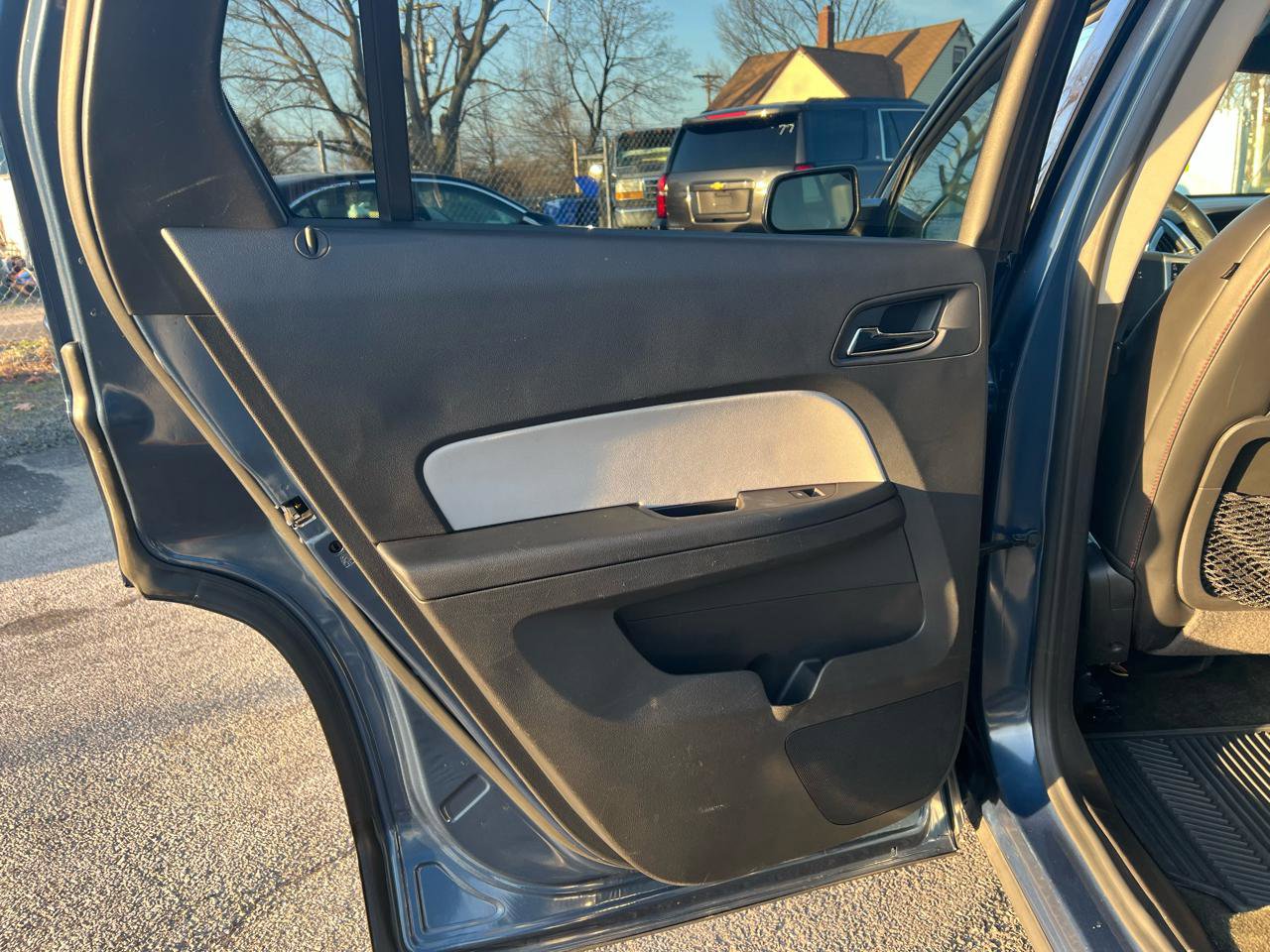 Used 2017 GMC Terrain SLT image 20