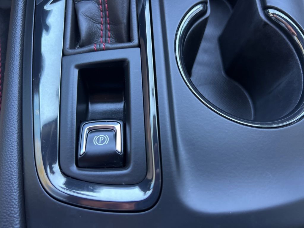 Used 2023 Chevrolet Equinox RS image 30