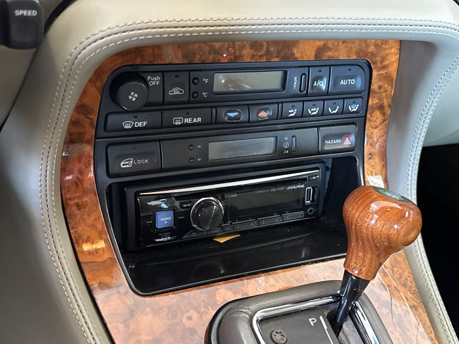 Used 1997 Jaguar XJ6 L RWD image 21