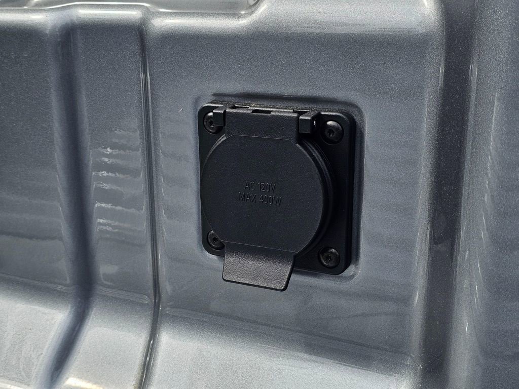 New 2026 GMC Canyon Elevation image 14