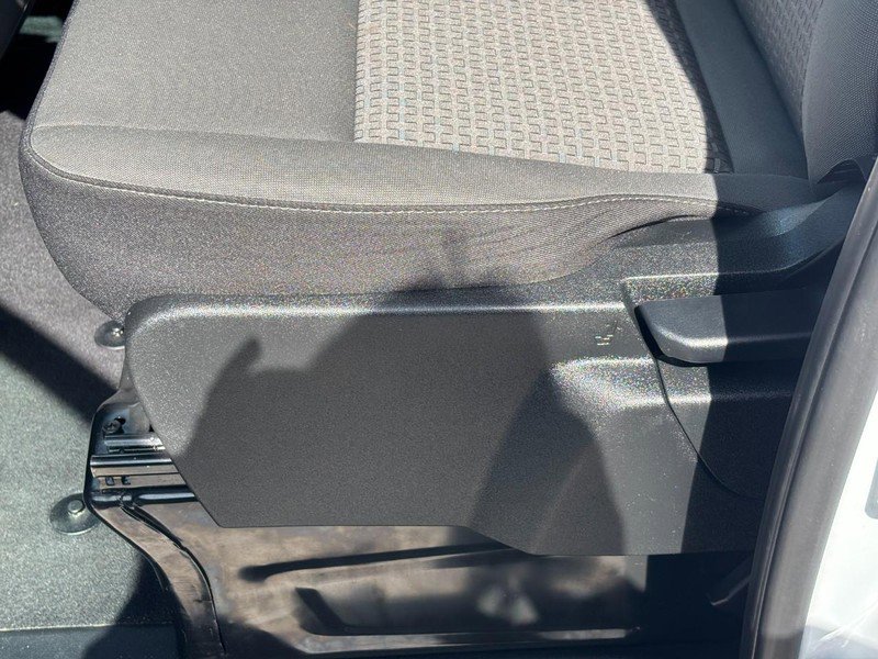 Used 2024 Ford Transit 350 XLT image 17