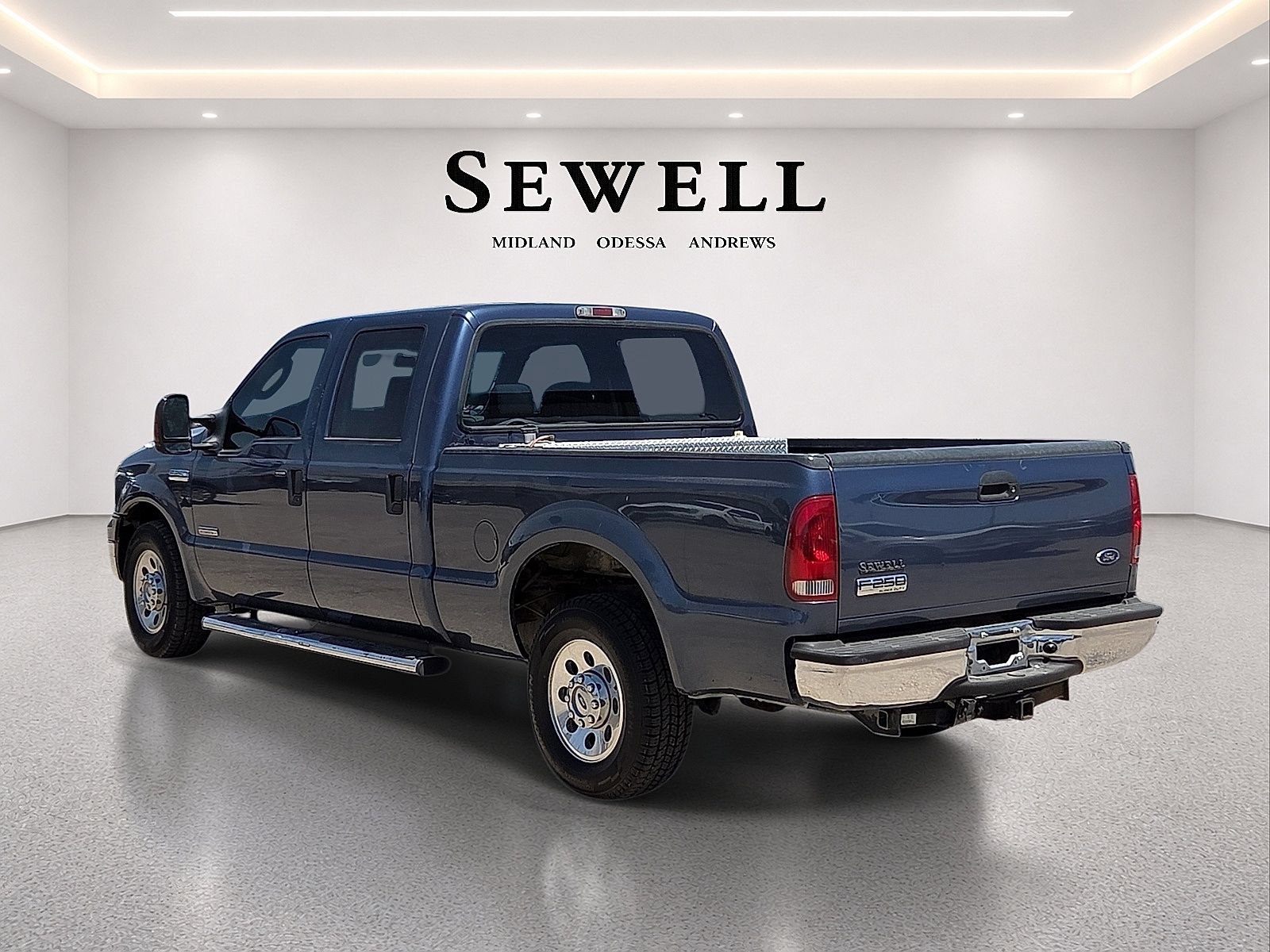 Used 2007 Ford F250 XLT RWD image 3