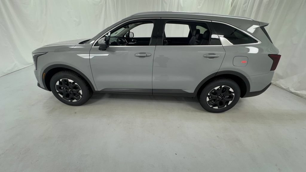 New 2026 Kia Sorento S AWD/4WD image 6