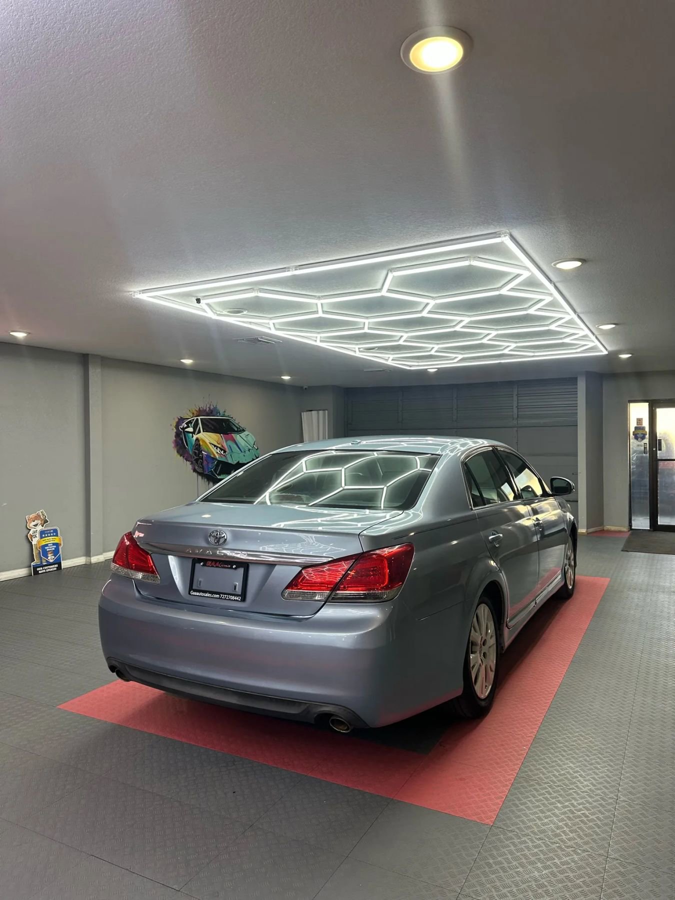 Used 2012 Toyota Avalon Limited image 6