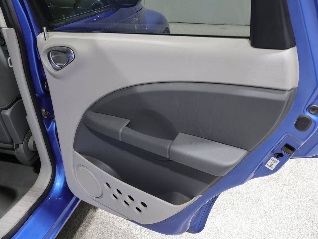 Used 2007 Chrysler PT Cruiser Touring FWD image 21