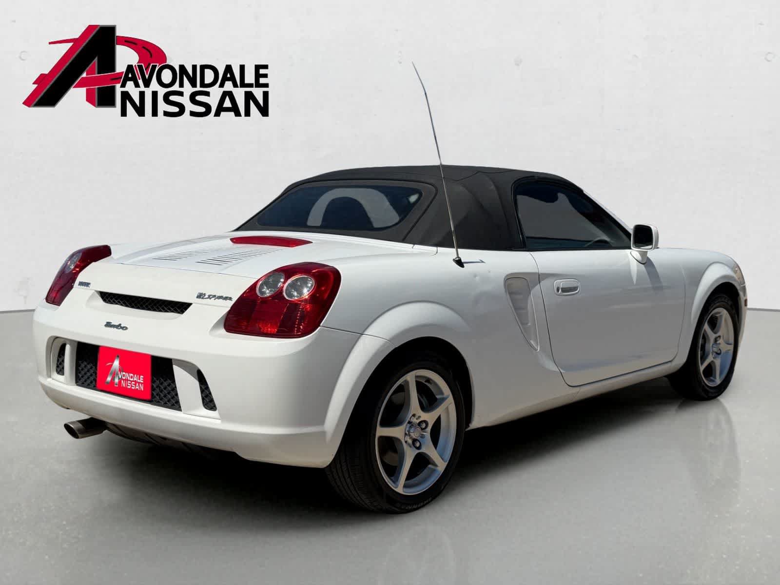 Used 2004 Toyota MR2 RWD image 6