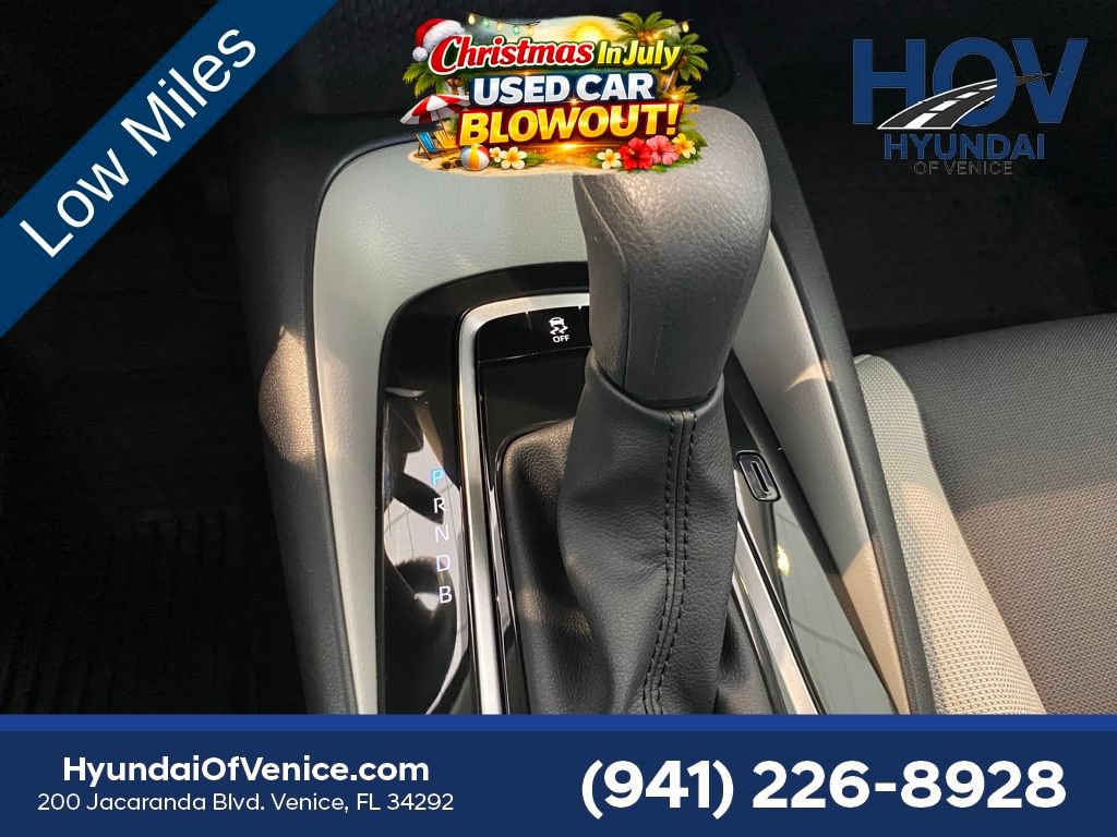 Used 2026 Toyota Corolla LE FWD image 17